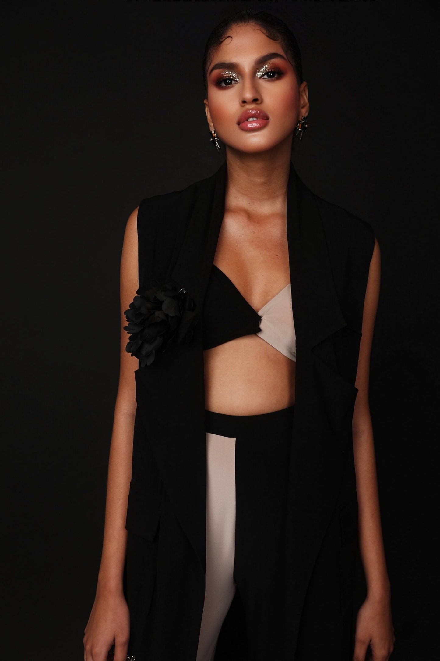 Black Jersey Relaxed Trench With Contrast Embroidery