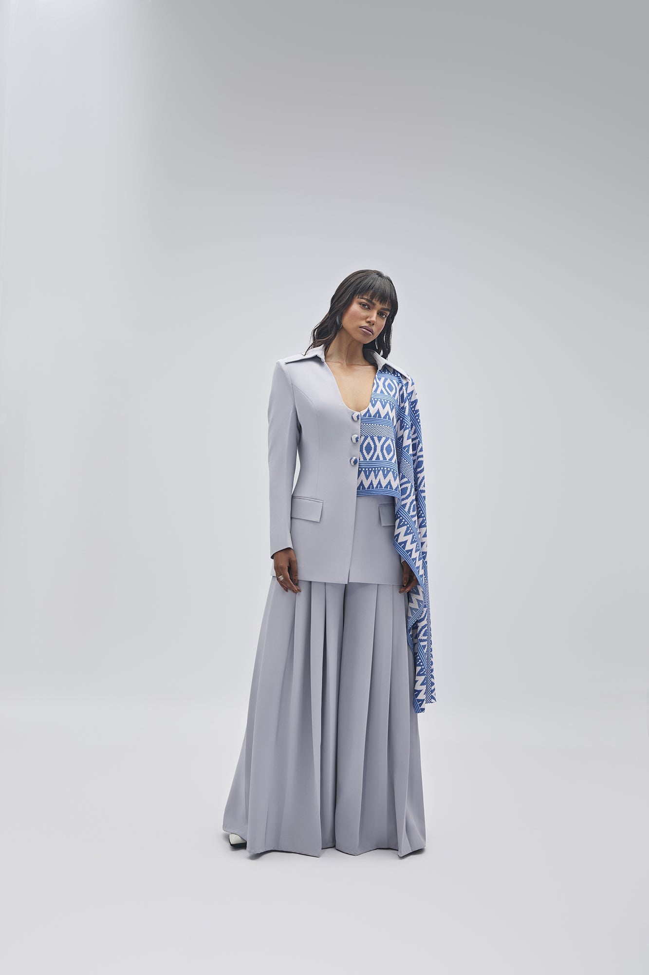 PALE MAUVE PANT SUIT WITH PRINTED DRAPE