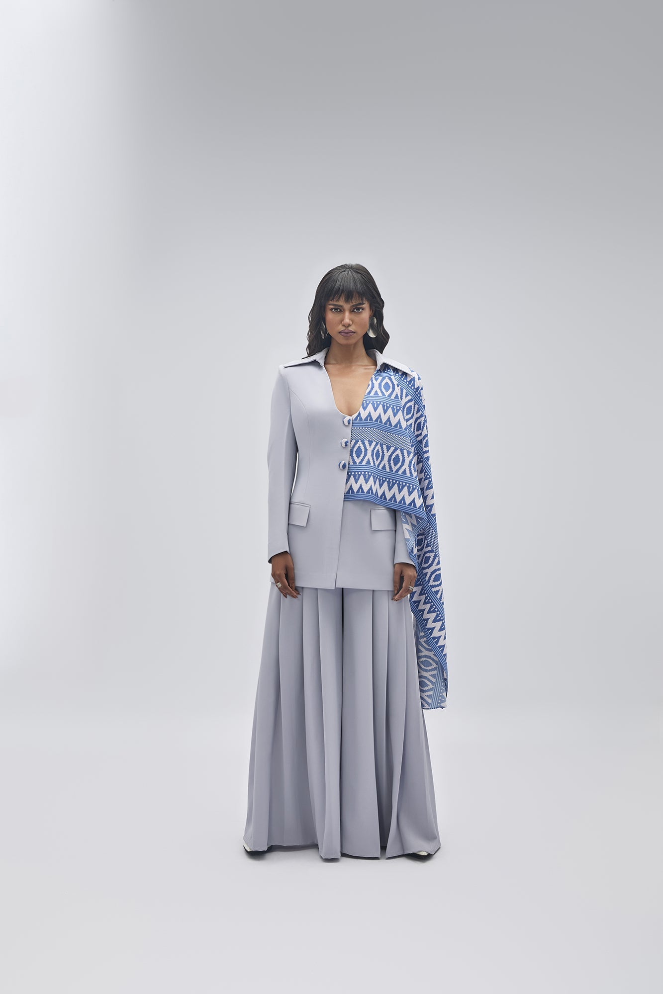 PALE MAUVE PANT SUIT WITH PRINTED DRAPE